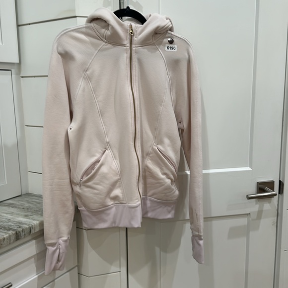 (6190) LULULEMON Warm Core Hoodie in Neutral Blush *RARE * GOLD LOGO *FLAW - Picture 6 of 9